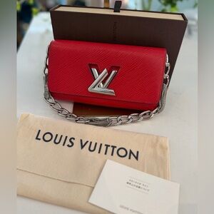 Louis Vuitton Red Twist wallet in Epi leather w/ silver lock ~ Full Inclusion